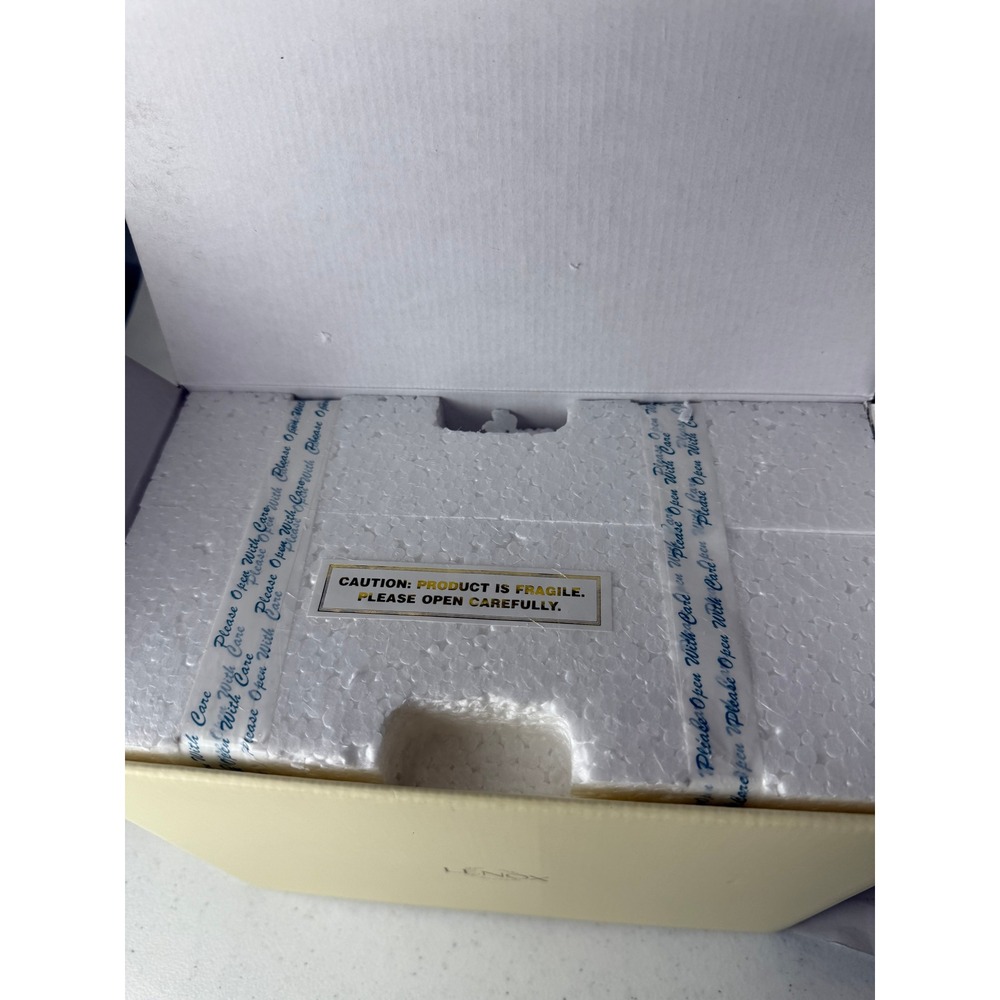 Lenox Housewarming Gravy Boat‎ Ivory Fine China Gold Trim 6249643 New In Box - Picture 5 of 8
